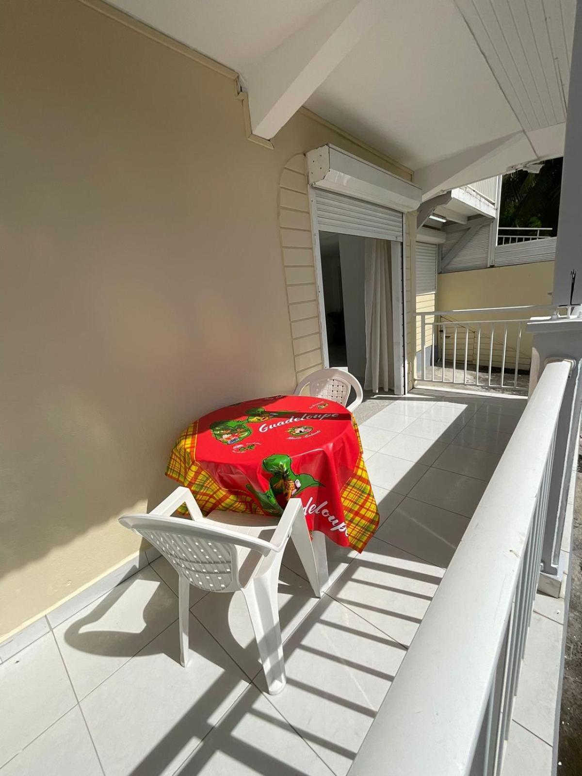 Location Les Flamboyants Apartment Sainte-Anne  Ruang foto